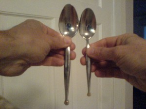 Sorting spoons by size, a daily task. Image credit: Roberto Casati